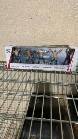 WWE  5 Pack Collectors 