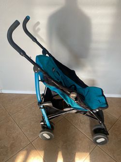 Chicco Echo Lightweight Umbrella Stroller