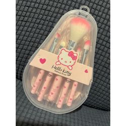 Hello Kitty Make Up Brushes 