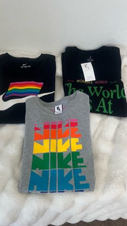Nuke  PRIDE Love LGBTQ Palace Rainbow T-Shirts used once