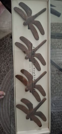 Set Of 4 Dragonfly Napkin Rings