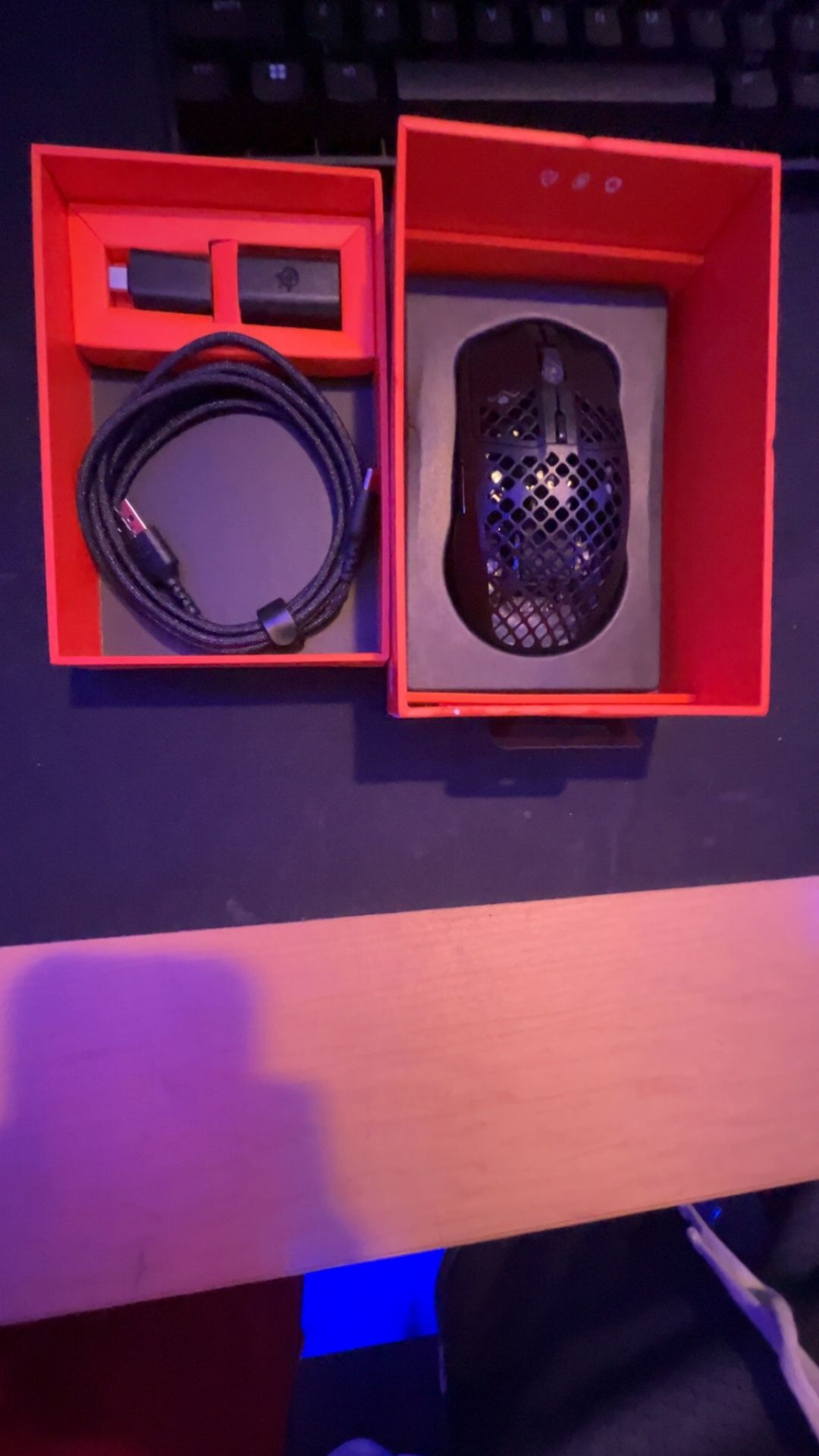 AEROX3 WIRELESS ultra light