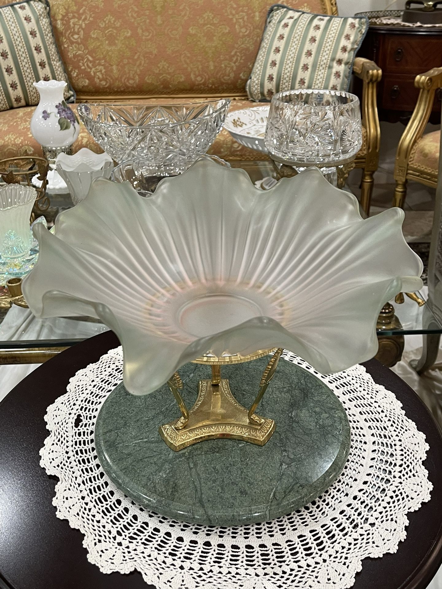 Beautiful Heirloom Antique Pink/Green Frosted Glass Ruffled& Crimped Centerpiece Platter🌷1900’s