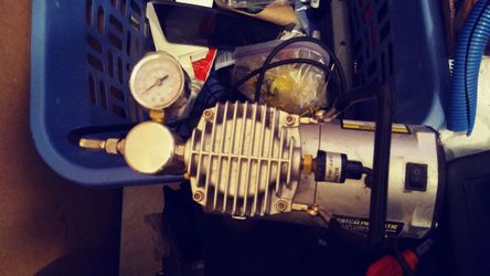 Airbrush compressor