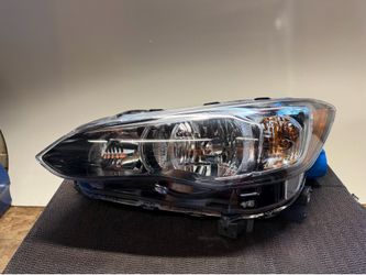 2018 2019 2020 2021 Subaru Crosstrek Halogen Headlight w/ LED DRL Left Side OEM