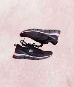 RBX WOMENS SHOES, SIZE 9. LOOK LIKE NEW. COMFORTABLE AND STYLISH.