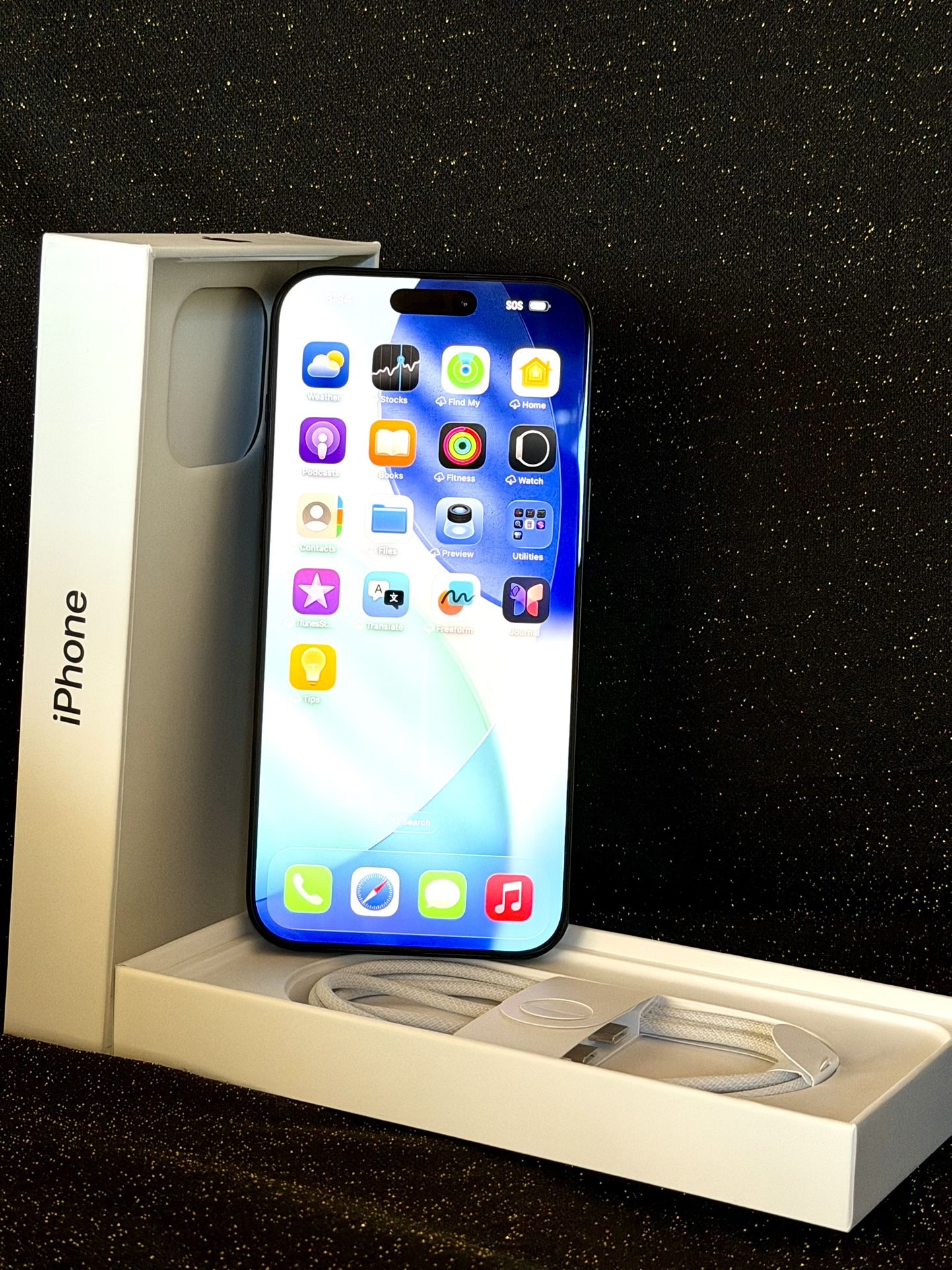 Like New iPhone 16 Pro Max 256GB Black Titamium. Perfect condition