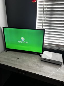 Xbox One S And Samsung 2020 Smart Tv