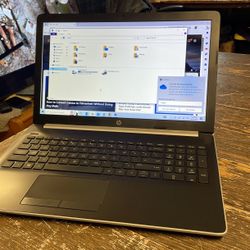 Hp Laptop 15”  Touch Screen i5 8gb 240ssd $270