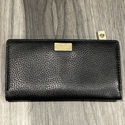 Kate Spade Clutch Wallet Black Pebbled  Bifold Snap Closure Gold Hardware Logo