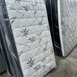 Full Size Mattress Pillow Top 12"     