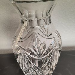 LARGE WATERFORD CRYSTAL LISMORE VASE IN PERFECT CONDITION 