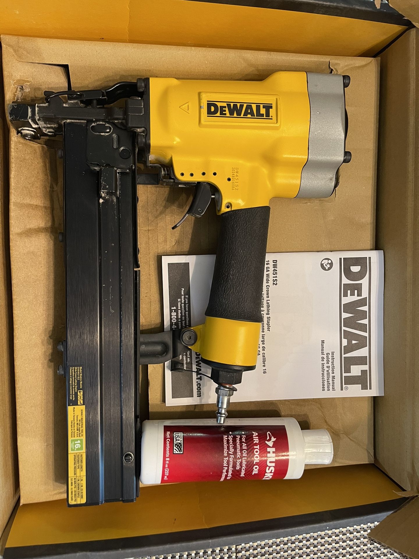 Dewalt 16 GA Crown Lathing Stapler for Sale in Lake View Terrace
