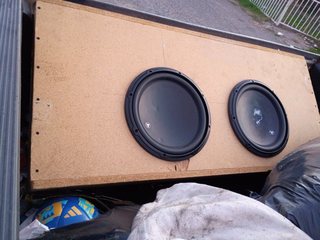 Compatition  JL Audio Speakers 