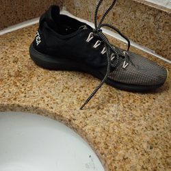 $100 for all clothes, shoes size 10 men's air Force ones, etc