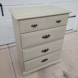 Bedroom Dressers Set