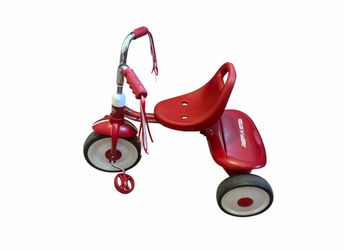 Radio Flyer Red 3-Wheel Tricycle Ride-On Toy - 3 Wheel Ride-On