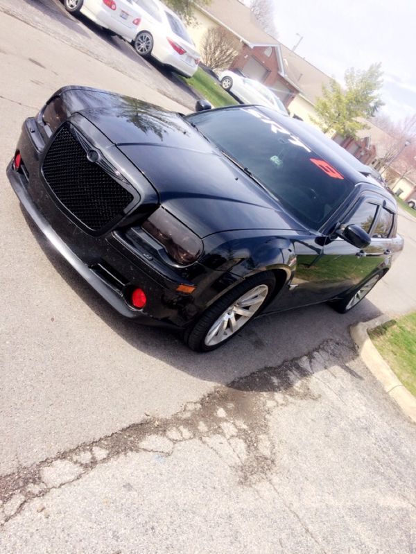 Chrysler 300 Srt8 for Sale in Columbus, OH - OfferUp