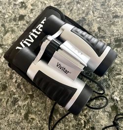 Vivitar Binoculars  4 X 30  