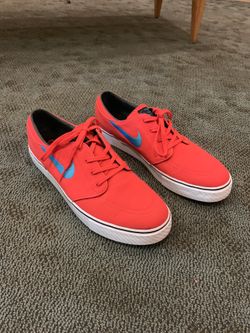 Nike Janoski