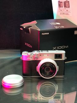 FUJIFILM X100VI Digital Camera (Silver)