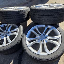 OEM 18" AUDI A4/A5 Wheels With Tires 