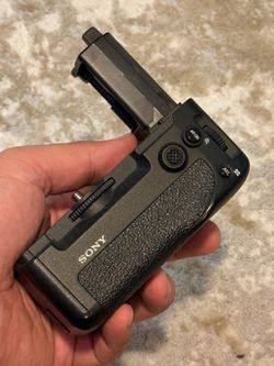Sony battery grip VG-C4EM