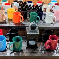 Houston Reseller Inventory Pallets-Dog Bowls, Reflective Collars, Mugs+FREE Shot Glasses - Only 12 Pallets Left 