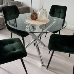 Dining Table No Chairs! 