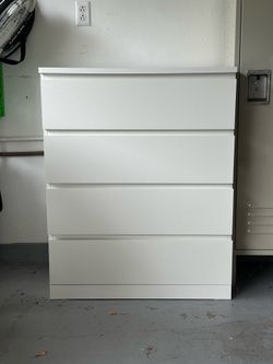White 4 drawer dresser