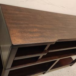 T v table