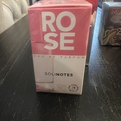 Solinotes Rose Eau De Parfum 1.7fl Oz 