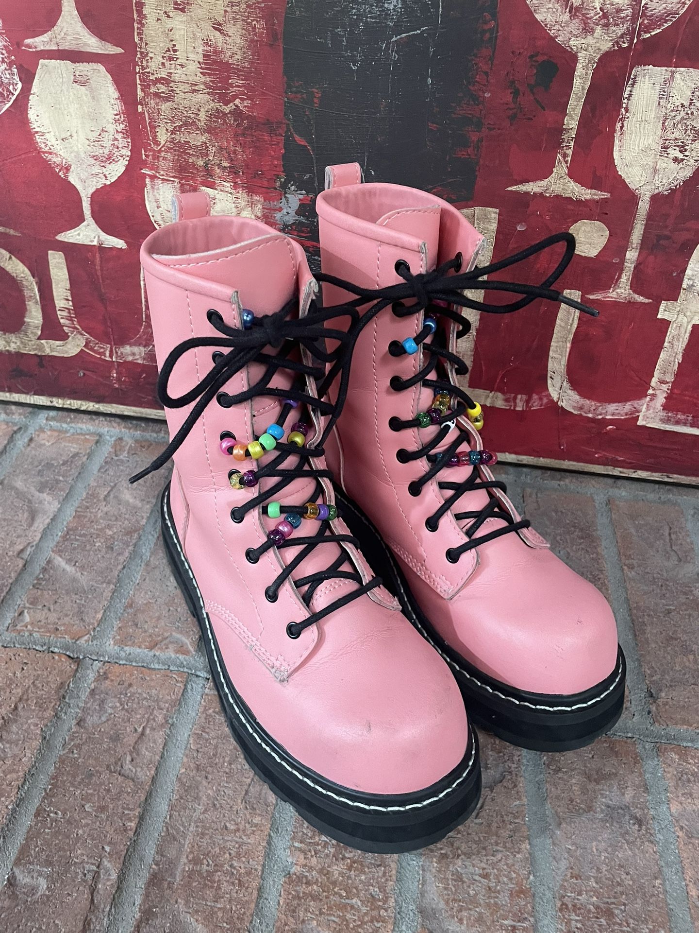 Halloween HARLEY QUINN Pink BOOTS Oil Resistant Beads Sz 7