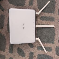 TP link Wireless Dual Band Gigabit Router