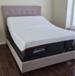 Tempur-pedic mattress and adjustable base QUEEN