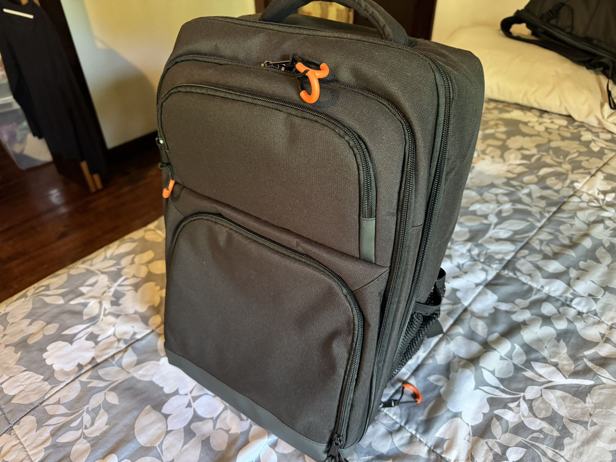 Audio mixer travel bag compatible with RODECaster Pro, RODECaster Pro II, RC Duo, DJ mixer backpack