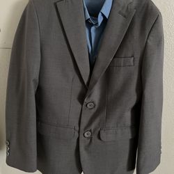 Boys 4 Pieces Size 7