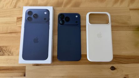 Like New in Box Unlocked iPhone 17 Pro Max 256GB Blue Titanium with Apple Silicone Case