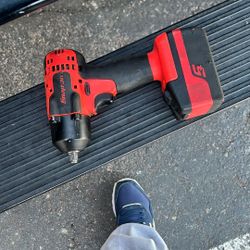 Snap On 3/8 Impact Gun
