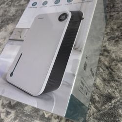 BRAND NEW Amzart Dehumidifier