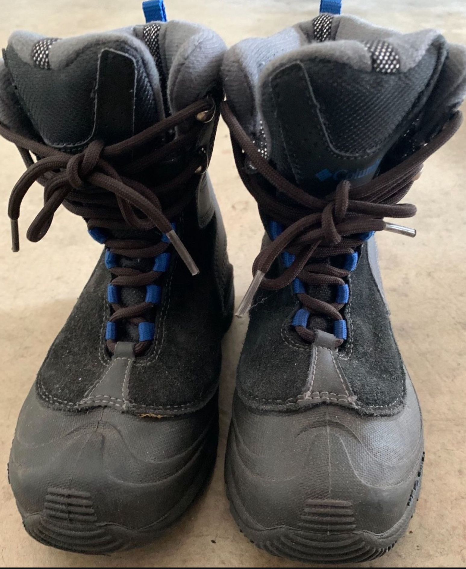 Kids Snow Or Hiking Boots Size 1