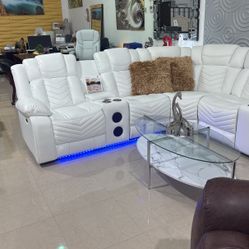 Living Luxury Sectional