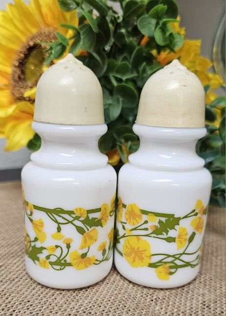 Avon Vintage Milk Glass Salt And Pepper Shakers