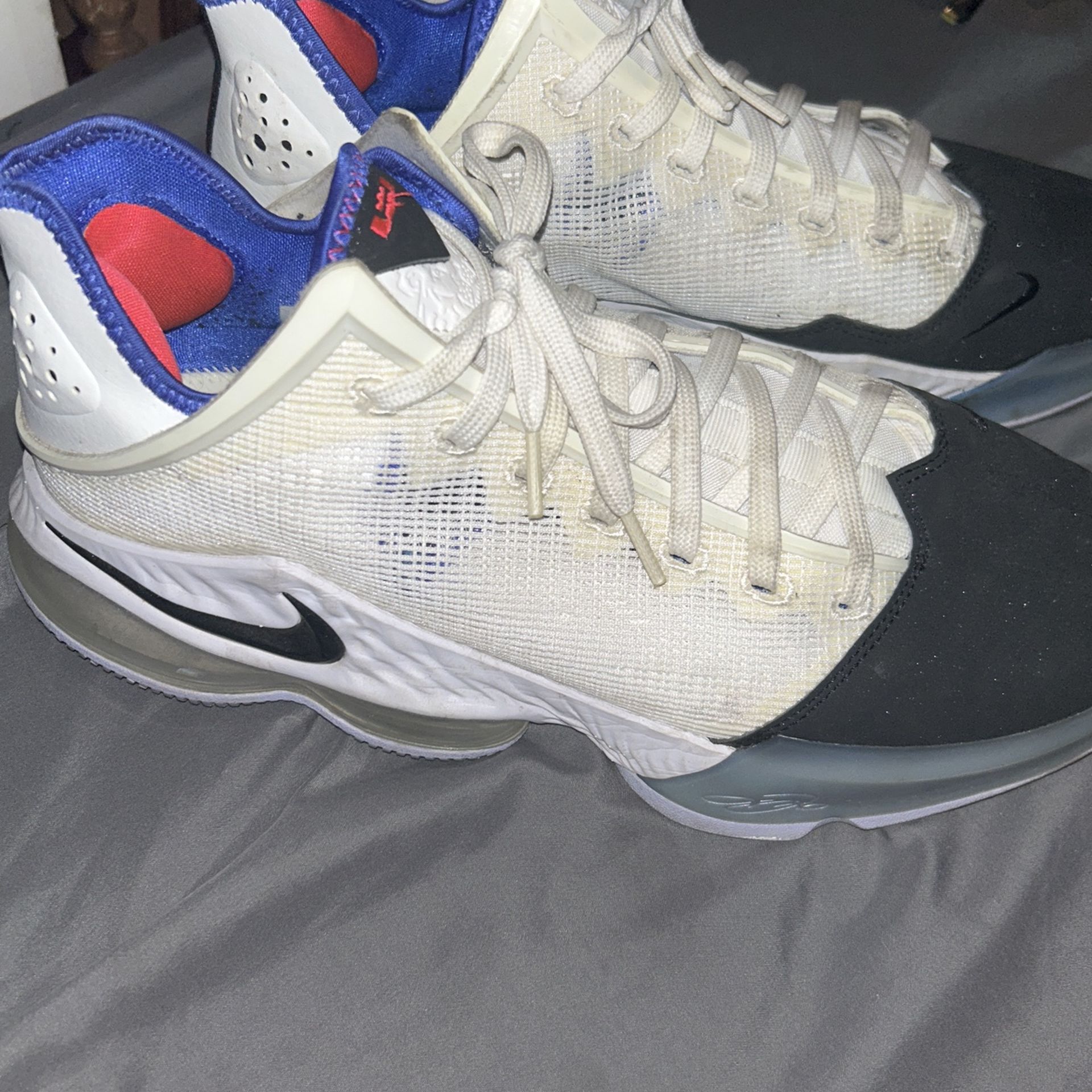 LeBron React 19 Low