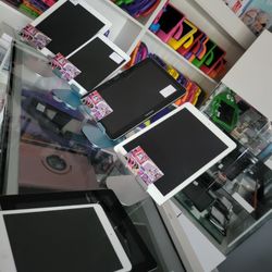 $55 Ipad And Charger $75 Ipad Case Charger Included 