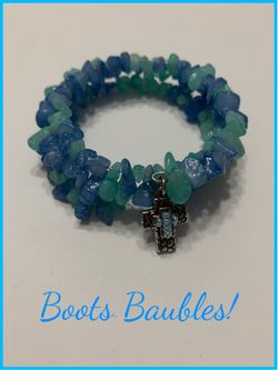 Blue quartz chip memory wrap bracelet
