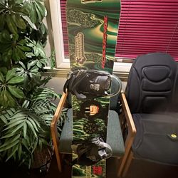 Rare Rossignol Mountain Dew Snowboard 