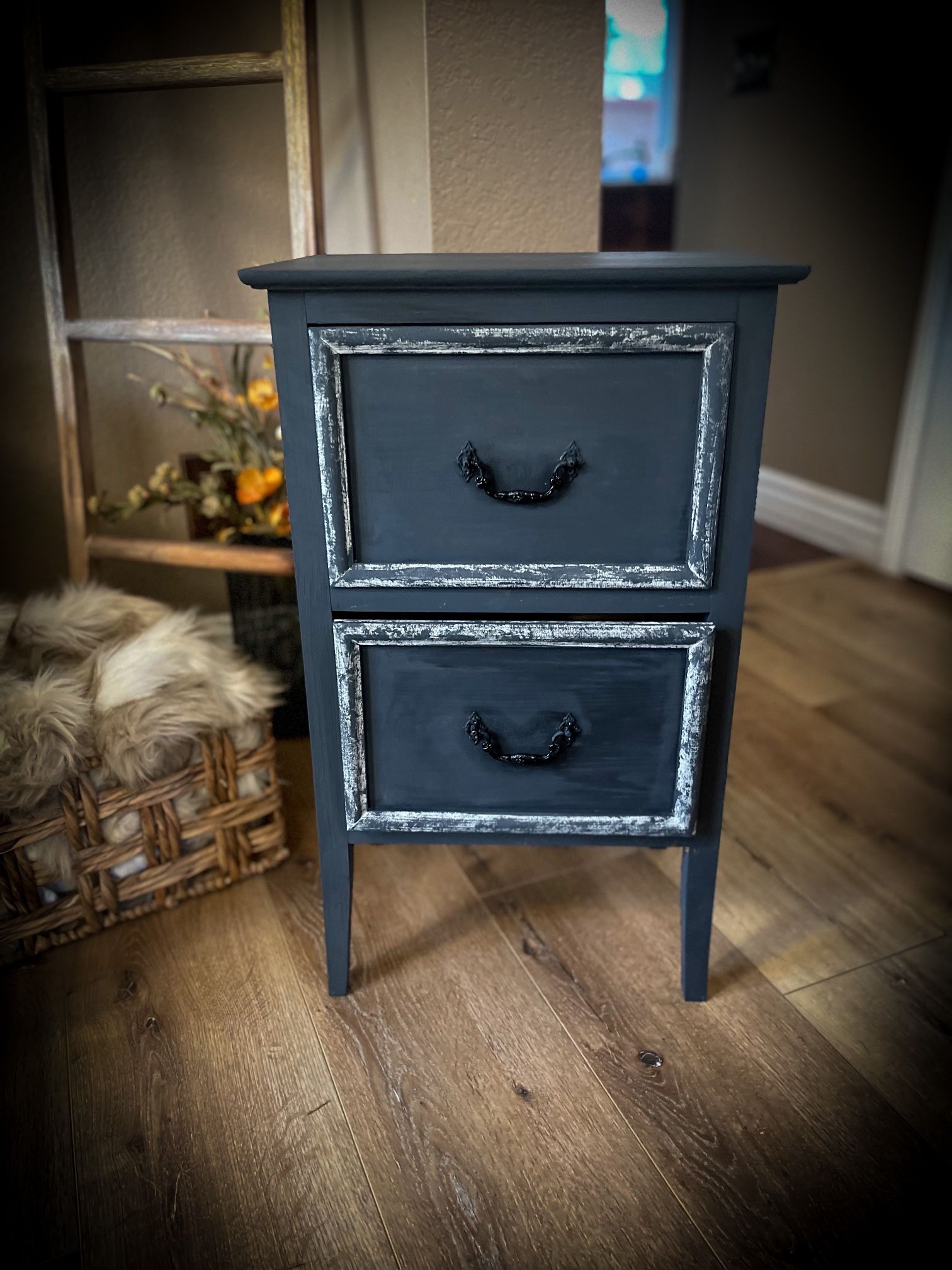 Night Stand/end Table