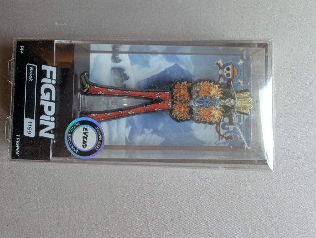 Figpin Glitter Brook New 1159
