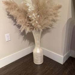  Beige Vase 
